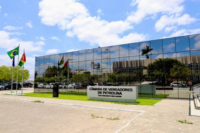 Camara-Petrolina