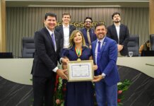 Em cerimônia emocionante, Alinne Durando recebe Título de Cidadã Petrolinense e Medalha Dom Malan