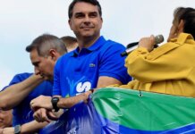 Análise: Flávio Bolsonaro foca em SP para contornar desgaste