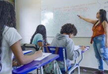 Mais de 10 mil professores foram contratados com nota da PND de 2025