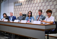 Para debatedores, combate à evasão no ensino federal passa pela alimentação