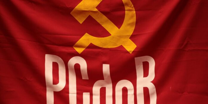 bandeira_pcdob-1024x683.jpg