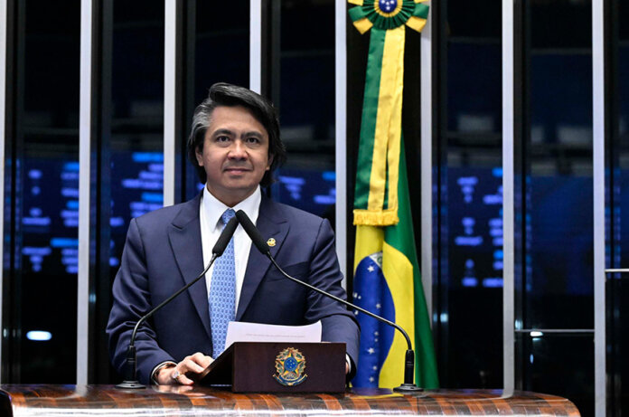 20260901_06760cm.jpg À tribuna, em discurso, senador Giordano (Podemos-SP).