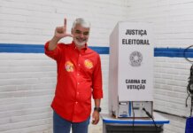 Humberto Costa faz história e é o primeiro senador reeleito para o terceiro mandato consecutivo em Pernambuco